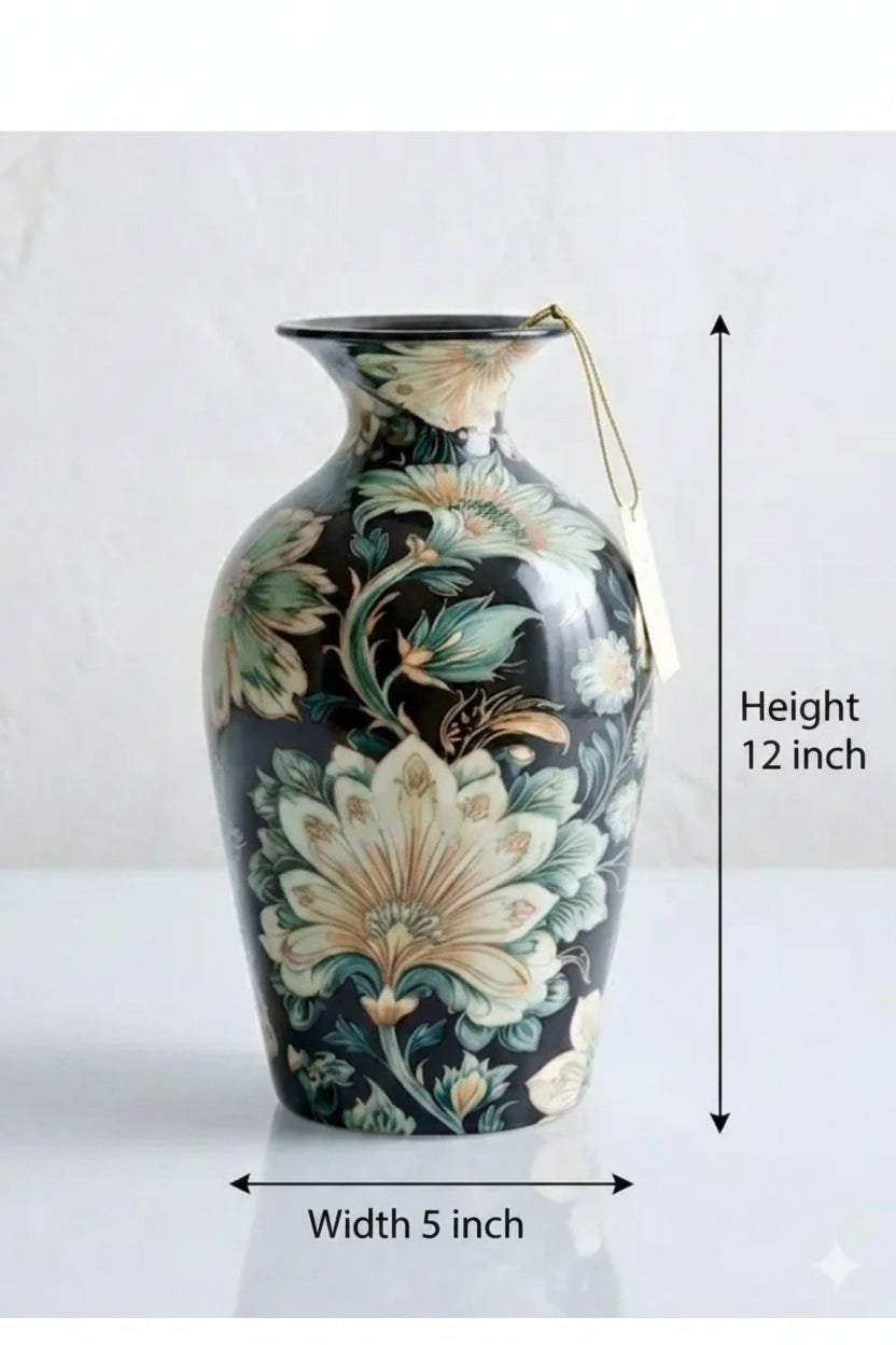 Vase with printed flower design