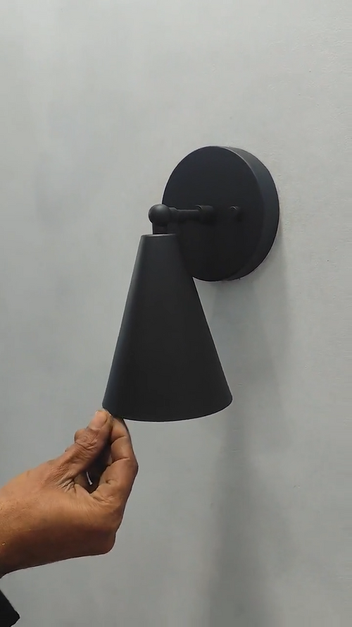 1950's Mid Century 1 Light brass Wall Sconce Light | Wall Sconces Lamp | Modern Brass Italian Wall Scone | Cone Wall Sconce Light