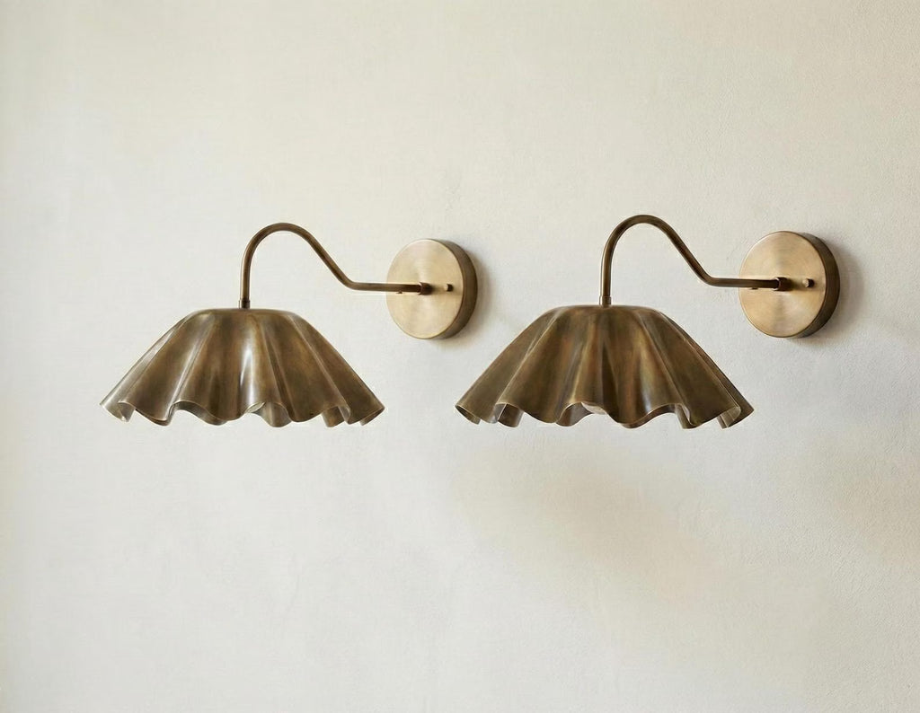 Vintage Brass Ruffle Shade Wall Sconce – Mid Century Modern Scalloped Lamp Fixture
